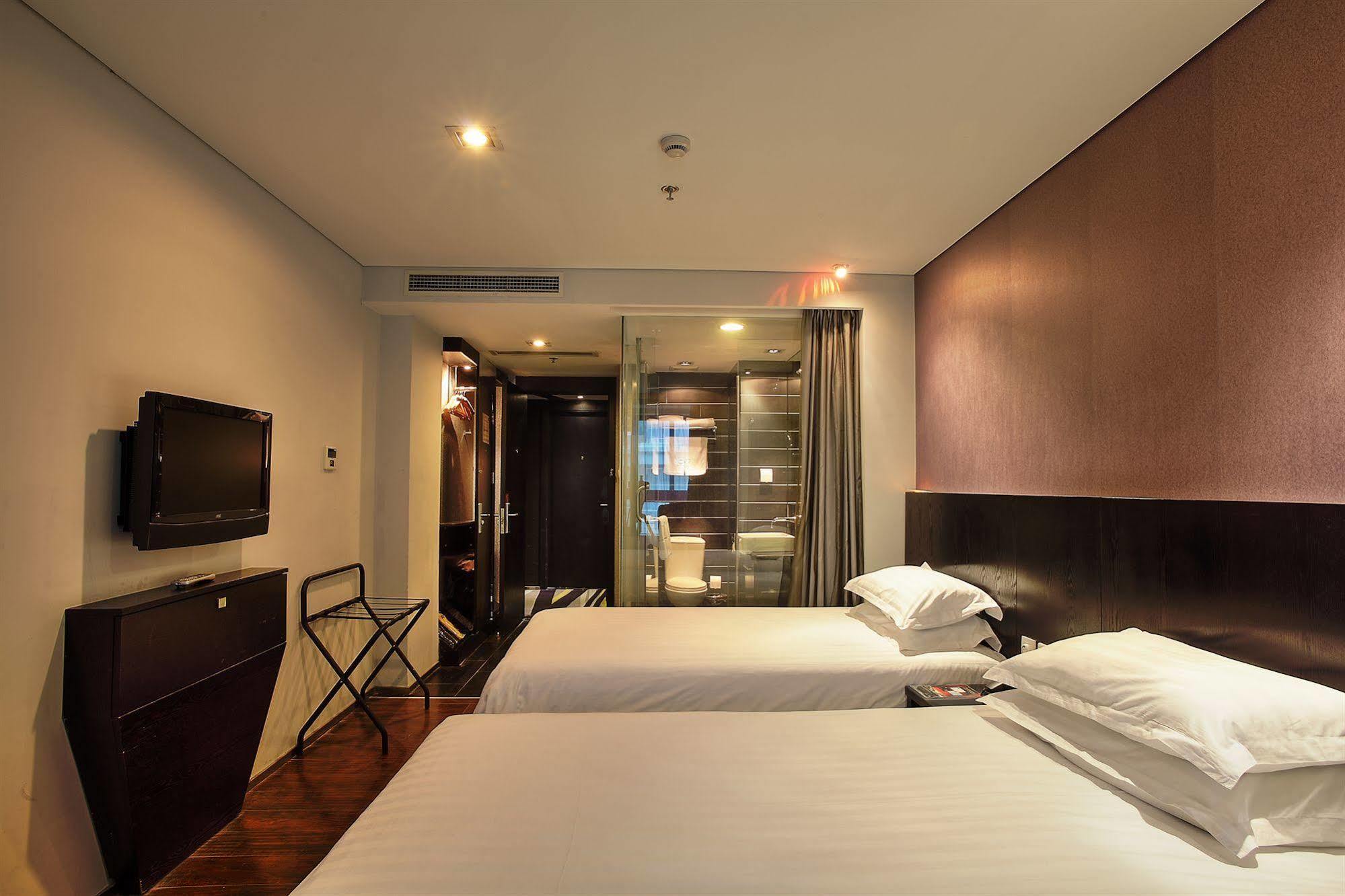 Fx Hotel Xujiahui - Shanghai Stadium Branch المظهر الخارجي الصورة